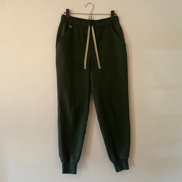 FIGS Dark Moss Green Tansen Jogger Scrub Pants Uniform Men's size Small Short - Picture 1 of 8